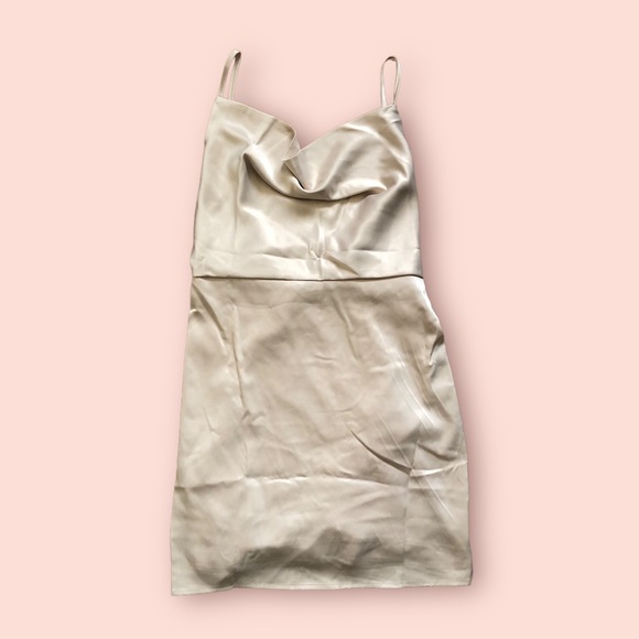 Petite bow tie back satin slip mini dress by Nasty Gal in size 8 - Picture 5 of 8